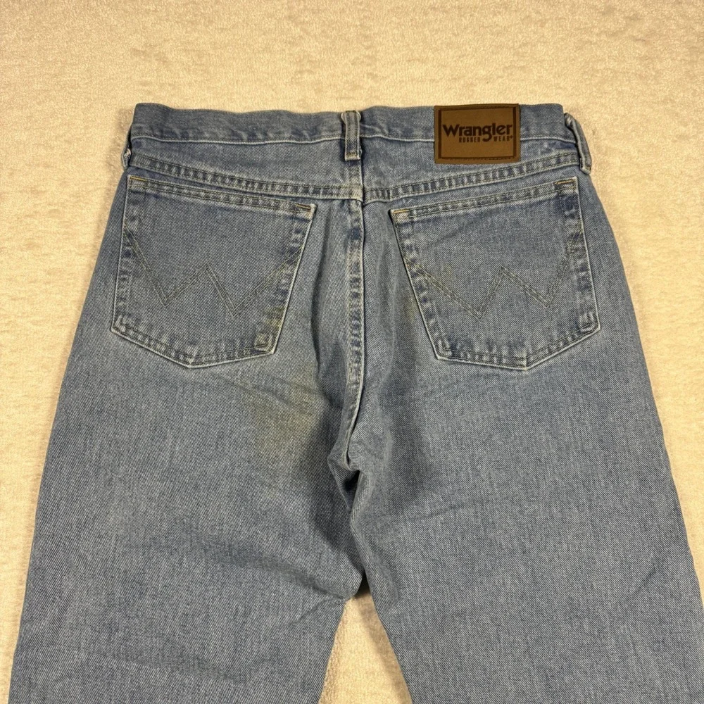 Wrangler Rugged Wear Mens Light Wash Straight Leg Denim Jeans Size 32 x 30‎